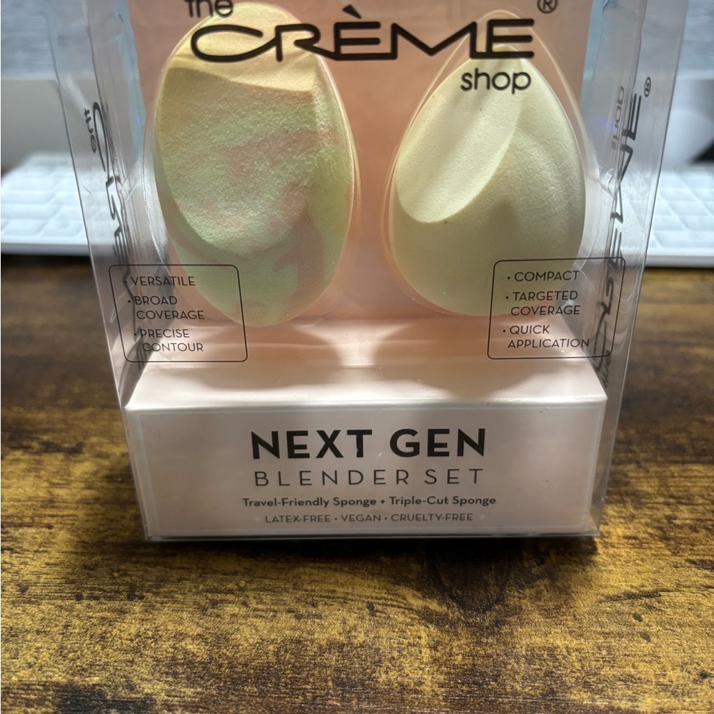 The Crème Shop Next Gen Blender Set - Cream and Green
